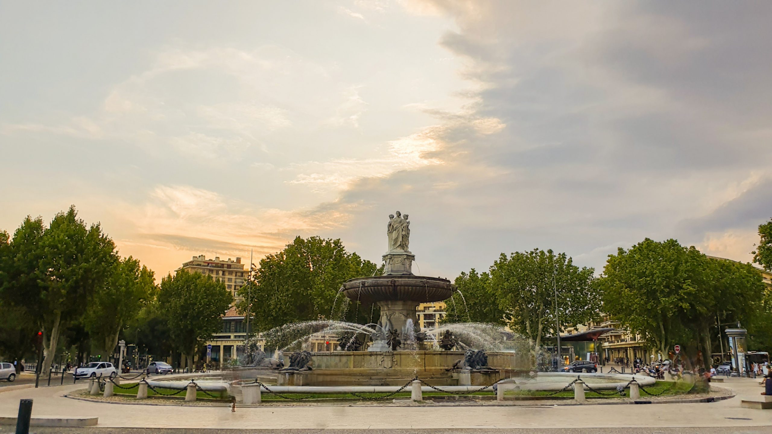 La Rotonde, fontaine à Aix-en-Provence